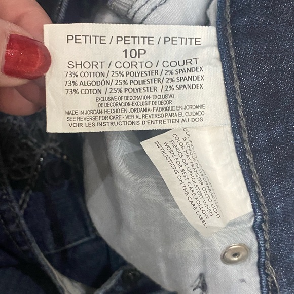 10 Petite Gloria Vanderbilt Amanda Jeans Decorative Stitching Studs on Pockets - Picture 7 of 11